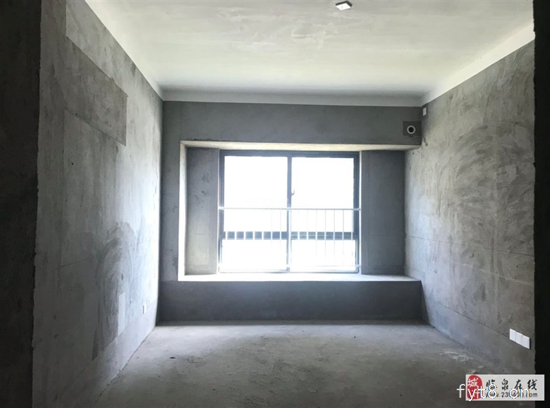 临泉碧桂园4室2厅1卫93万元